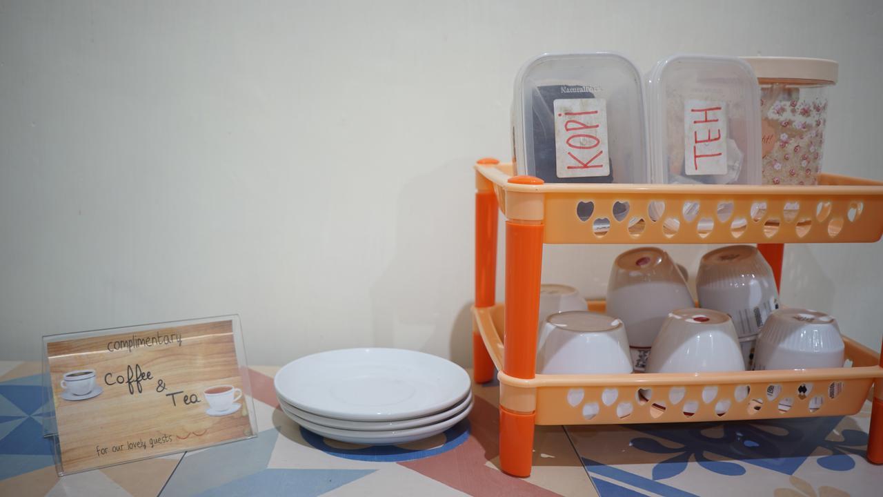 The Sleepingroom Hostel Γιογκιακάρτα Εξωτερικό φωτογραφία
